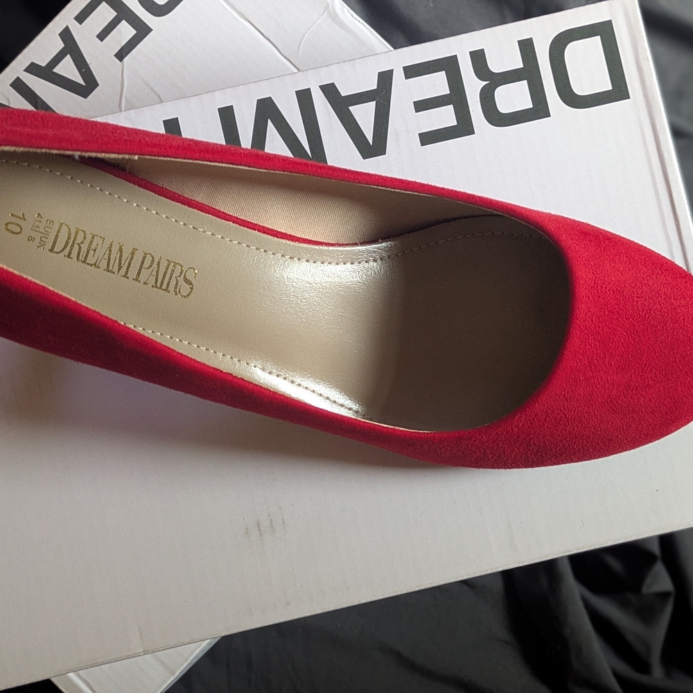 Dream Pairs Vibrant Red Heels